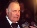 Jonathan Winters kao Papa Štrumf